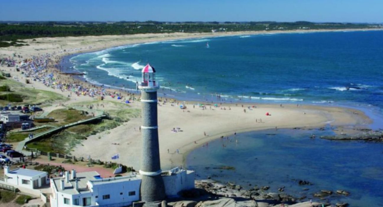 El turismo en Uruguay dejó más de 2.000 millones de dólares